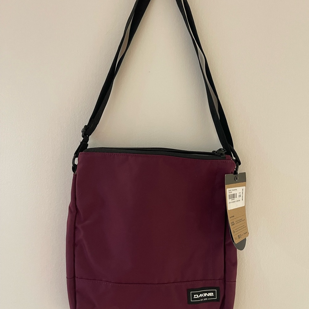 Dakine Jordy Crossbody Bag (Grapevine)